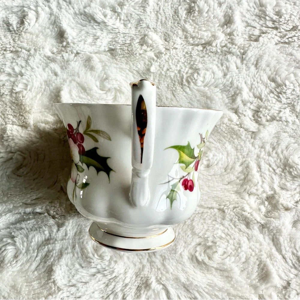 Vintage Royal Albert Teacup Flower of the Month December Christmas Rose 1970 Vtg